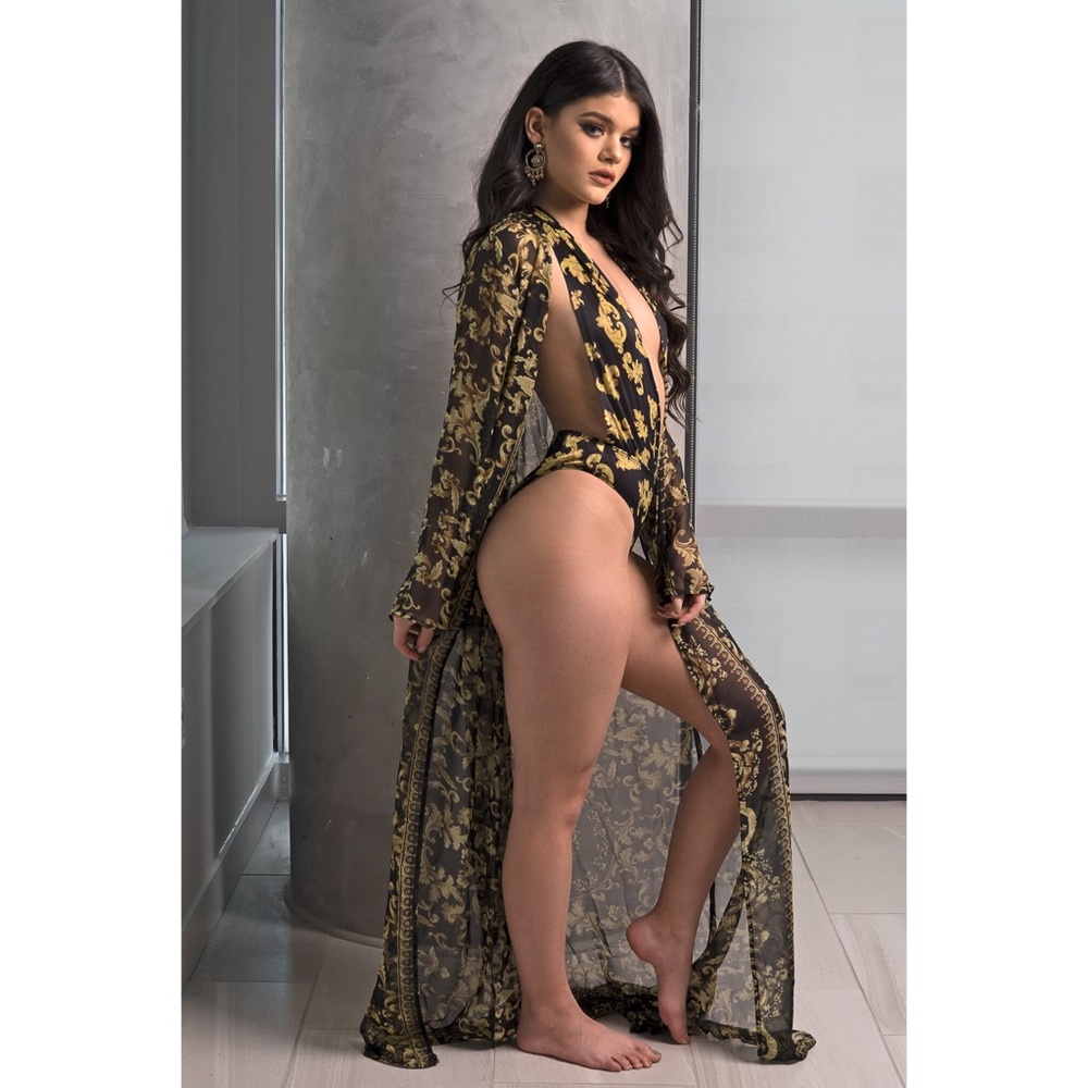Black And Gold Print Two Piece Set - Picture 5 of 7